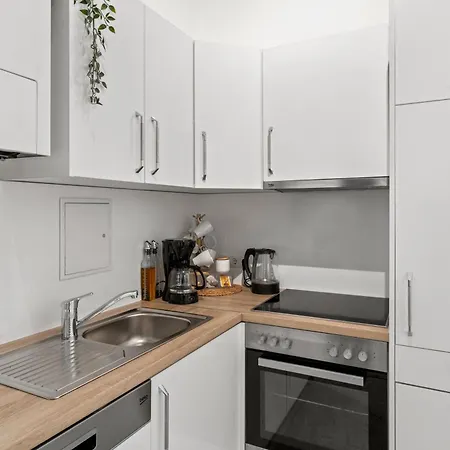 Three Bedrooms - 69 M² - 4 Min To U4 Metro Station Vienna Exterior photo