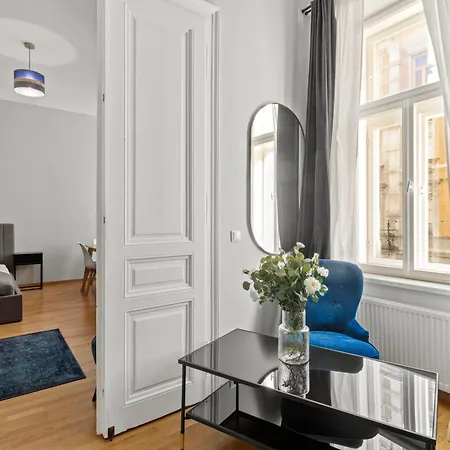 Three Bedrooms - 69 M² - 4 Min To U4 Metro Station Vienna Exterior photo