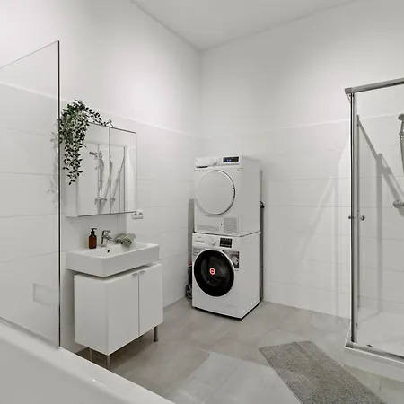 Three Bedrooms - 69 M² - 4 Min To U4 Metro Station Vienna Exterior photo